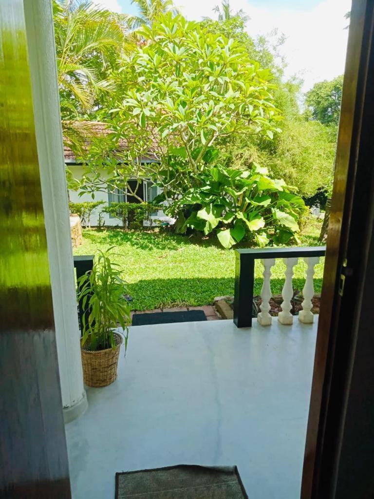Freedom192 Hotel Weligama Exterior photo